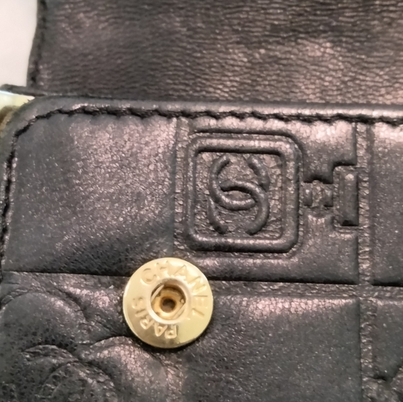 Vintage Chanel Lambskin Key Holder - Picture 7 of 12